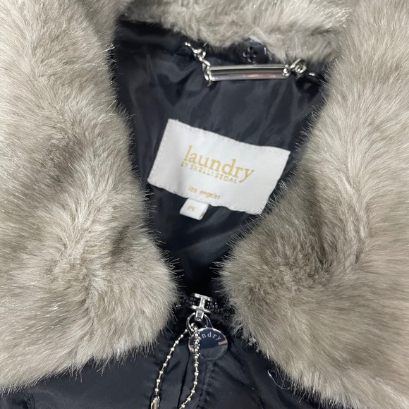 Laundry by Shelli Segal Black Belted Puffer Coat Faux Fur Collar Size P Large - Picture 3 of 11